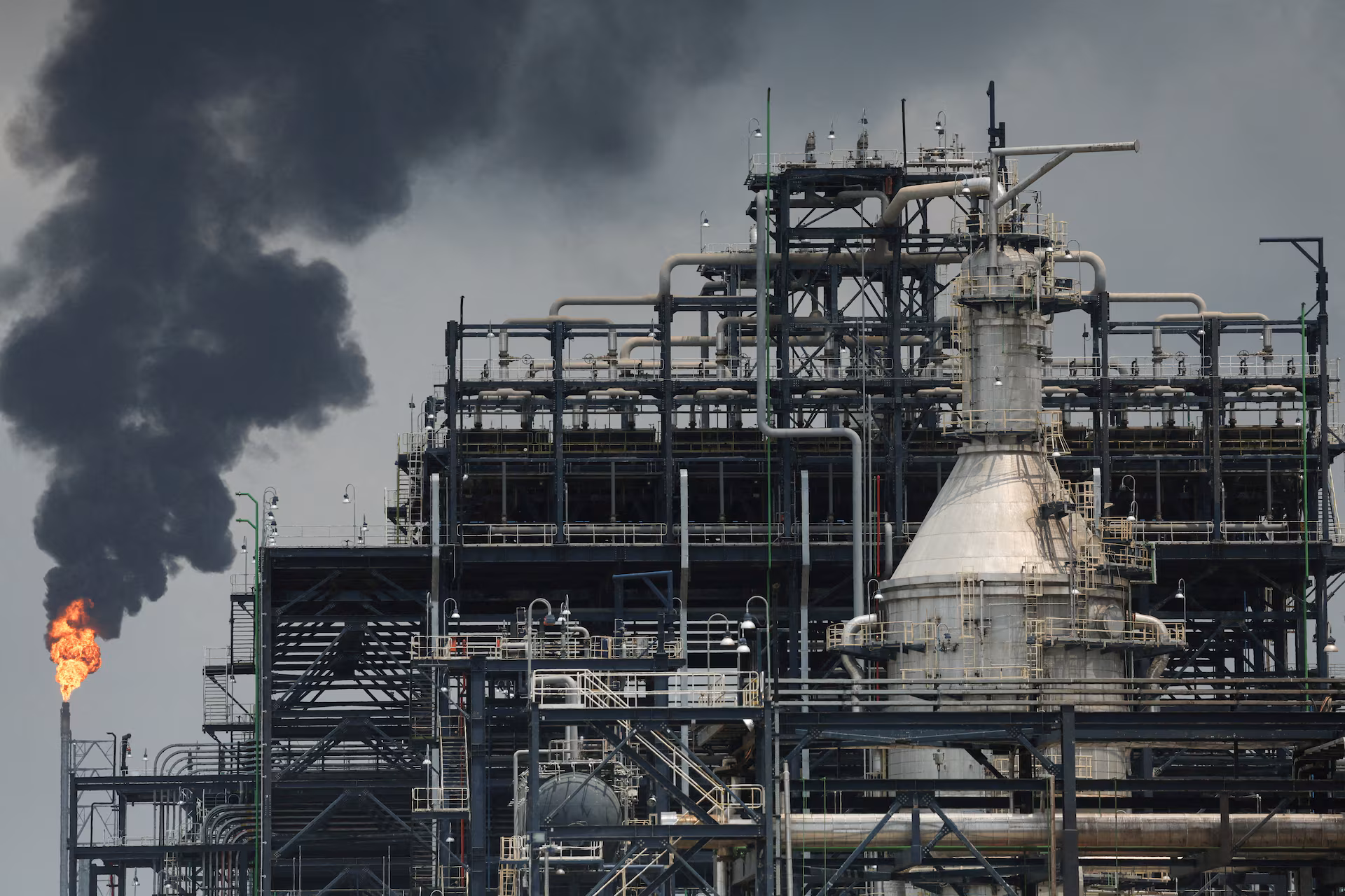 Dangote Refinery petrol price hike