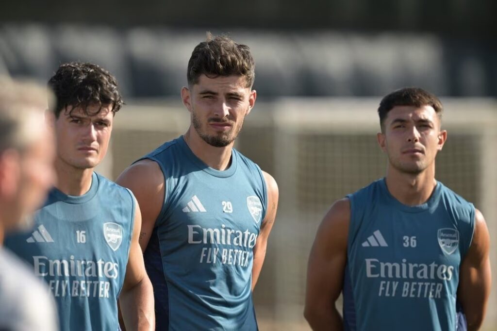 Arsenal midfield replacement options