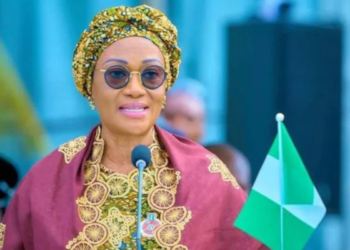 First Lady Says FG Empowerment Targets All Small Traders, Not Only Akara Sellers