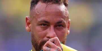 Neymar Announces Emotional International Retirement