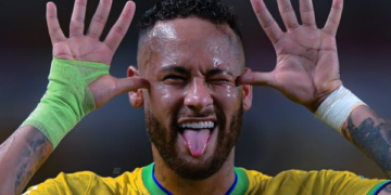 Neymar Announces Retirement