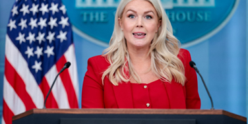 Leavitt to Leave White House Role, Citing Family Commitments