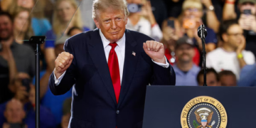 Trump Warns Iran to Strike Deal