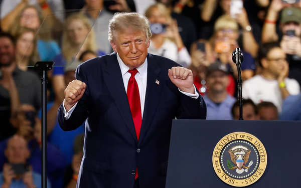 Trump Warns Iran to Strike Deal