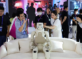 AI Race Raises Global Alarm as Experts Demand International Cooperation